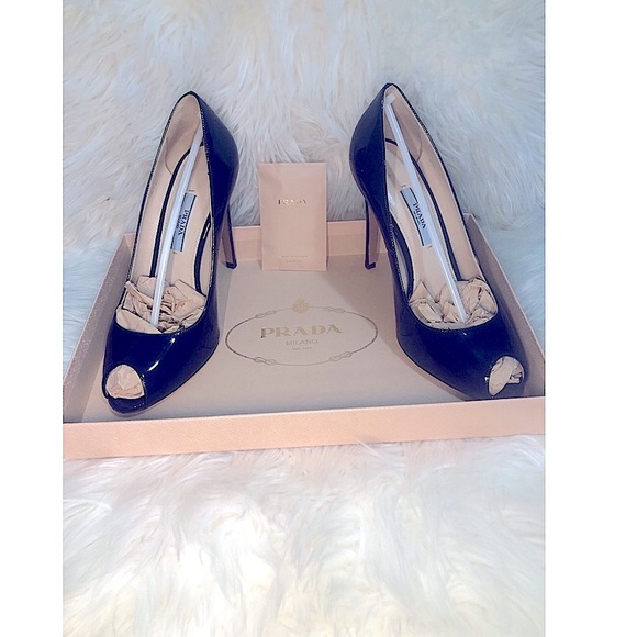 🌸 Prada Vernice Royal Blue Patent Leather Peep Toe - Picture 2 of 10